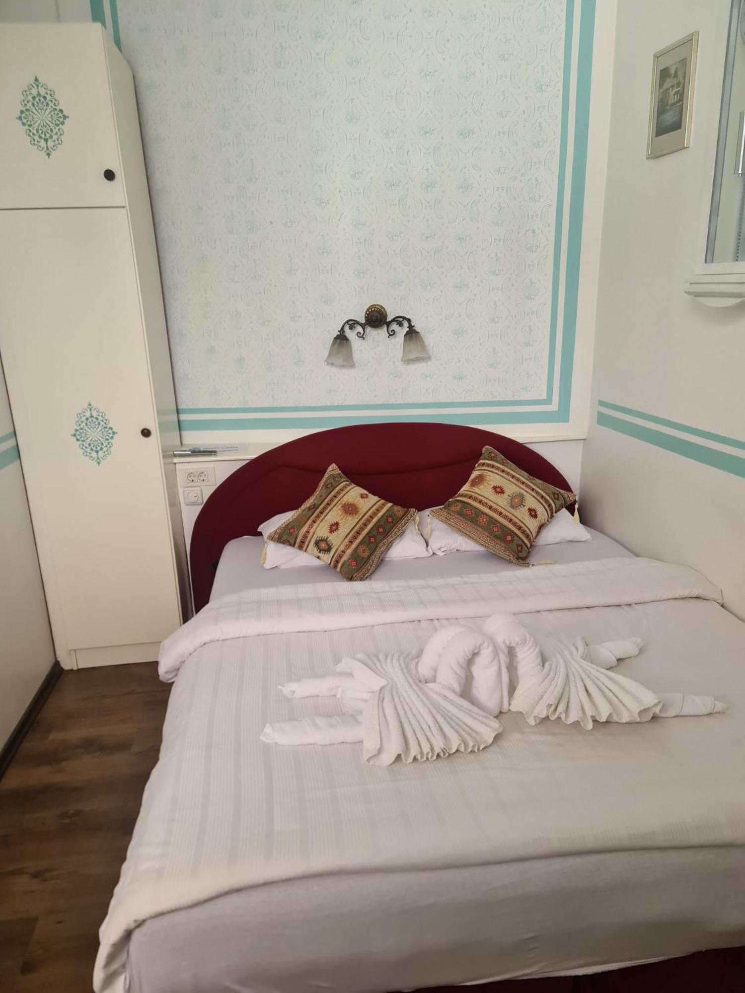Guesthouse Nia Deluxe Sarajevo Eksteriør bilde
