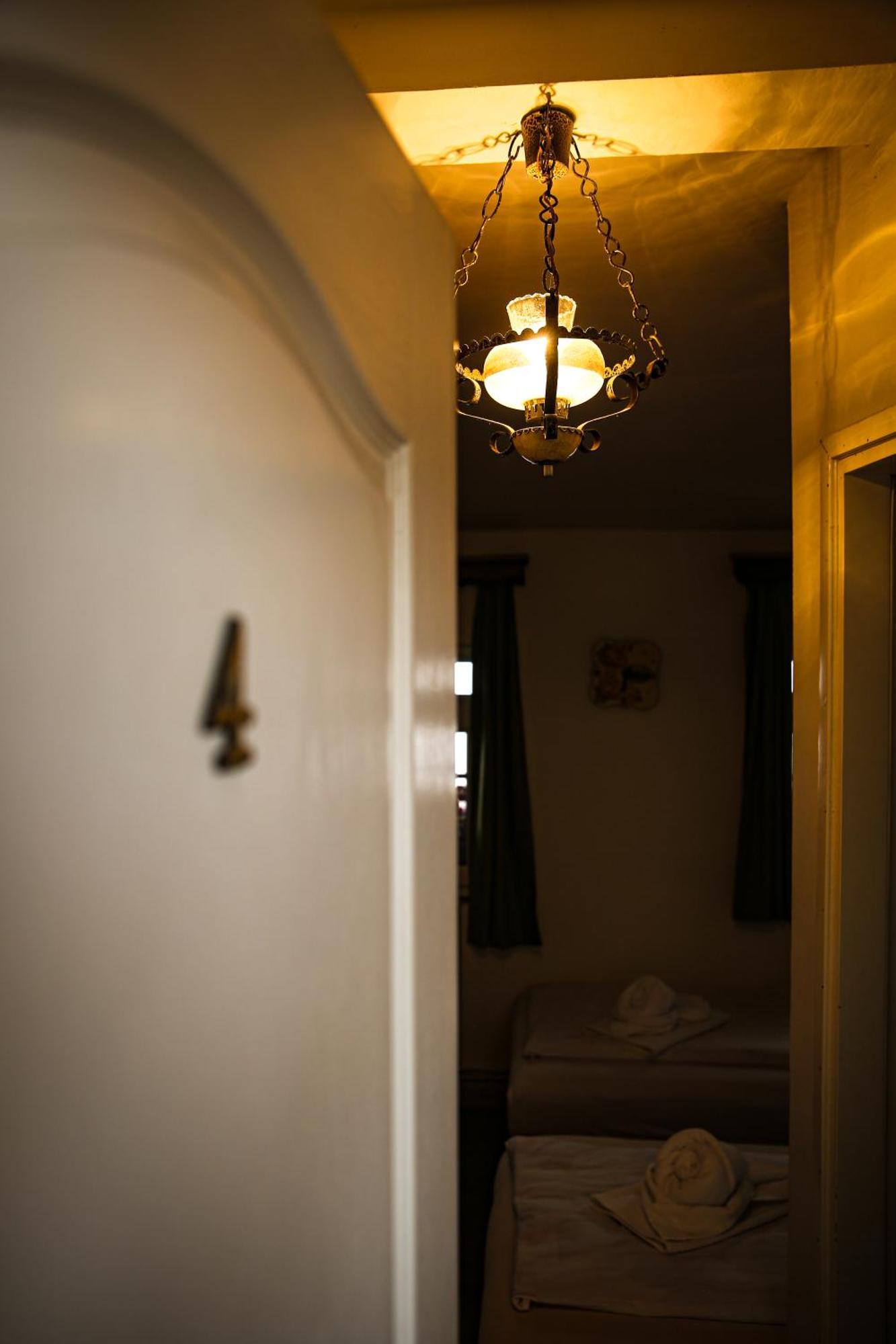 Guesthouse Nia Deluxe Sarajevo Eksteriør bilde