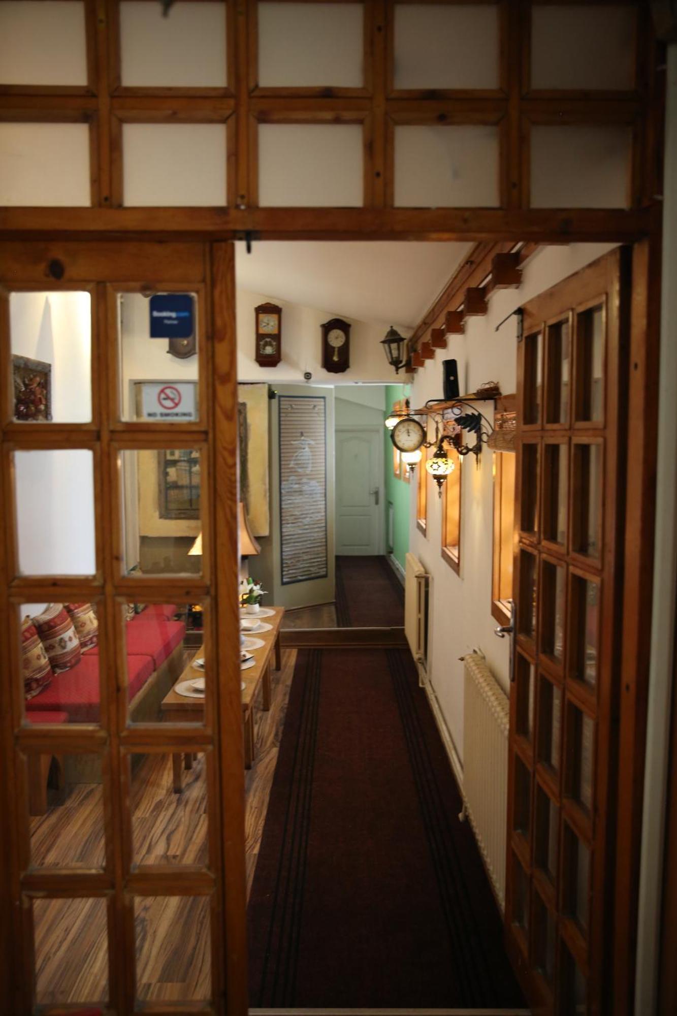 Guesthouse Nia Deluxe Sarajevo Eksteriør bilde
