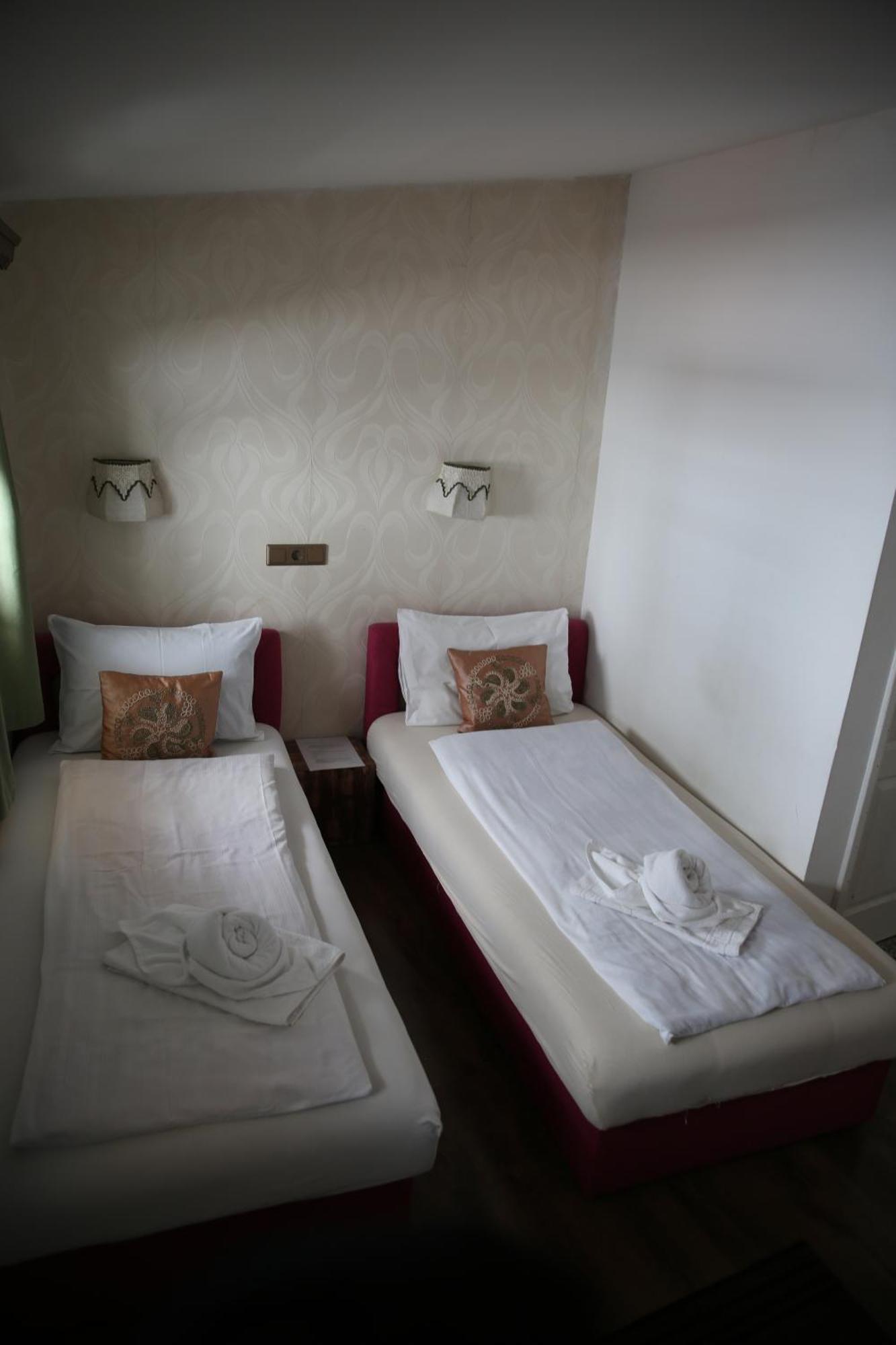 Guesthouse Nia Deluxe Sarajevo Eksteriør bilde